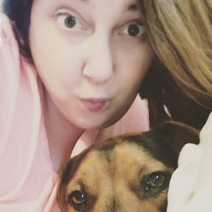 Meet your Posher, Dana